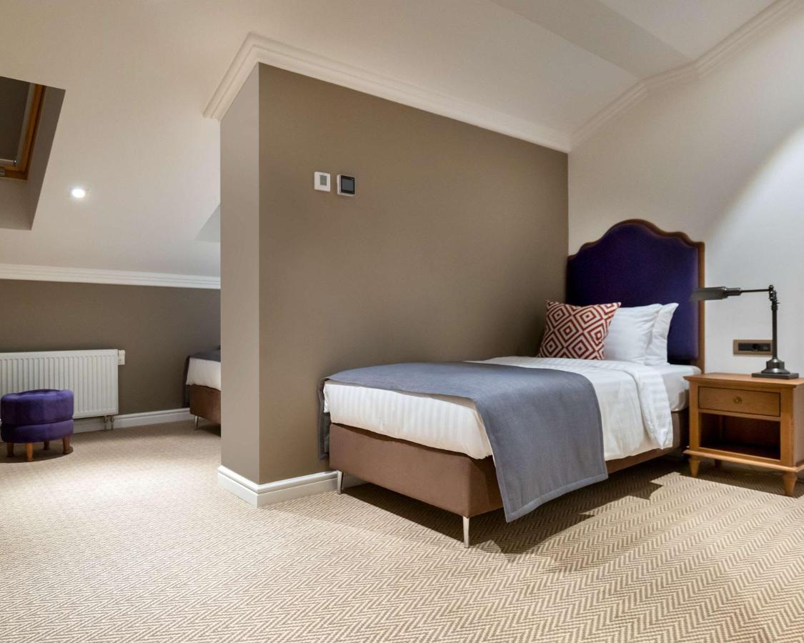 Best Western Plus Market Square Lviv Buitenkant foto